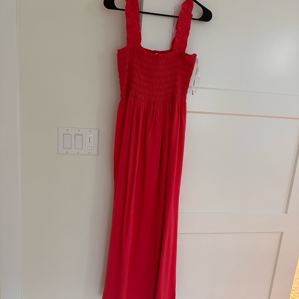 Red Sleeveless Maxi Dress